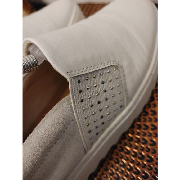 Clark's slip-on size 8 - Picture 5 of 5